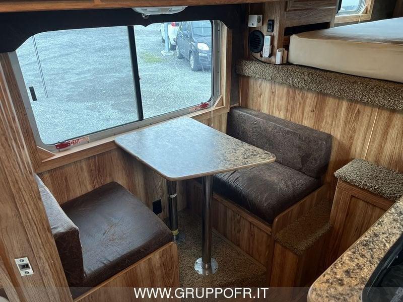 Exiss / Sooner ESCAPE 6306 LQ ESCAPE 6306 LQ LIVING QUARTERS TRAILER TRASPORTO CAVALLI