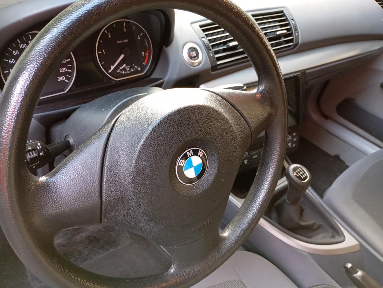 Bmw 120 120d cat 5 porte Attiva Navigatore Satellitare