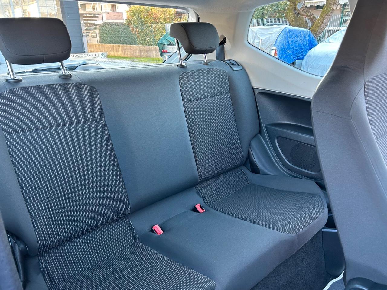 Volkswagen up! 1.0 3p. take-NEOPATENTATI