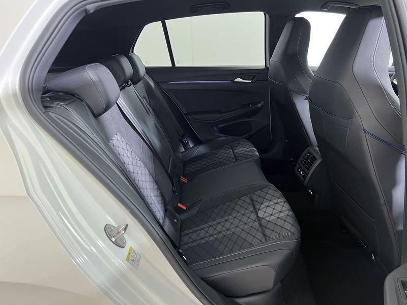 Volkswagen Golf Golf 1.5 etsi R-Line Plus 150cv dsg
