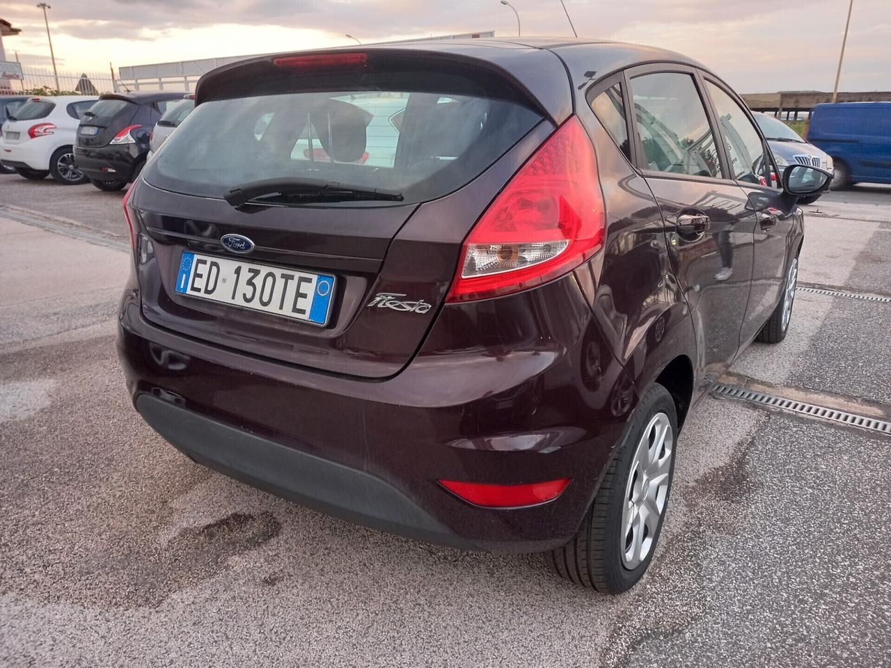 Ford Fiesta 1.4 GPL di serie Titanium