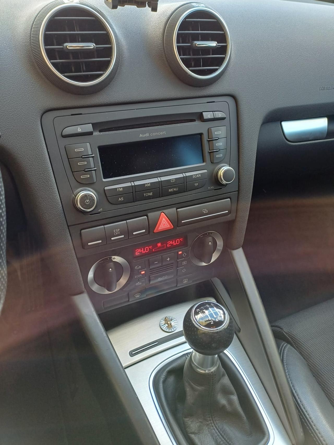 Audi A3 2.0 TDI 140CV S-LINE NEOPATENTATI