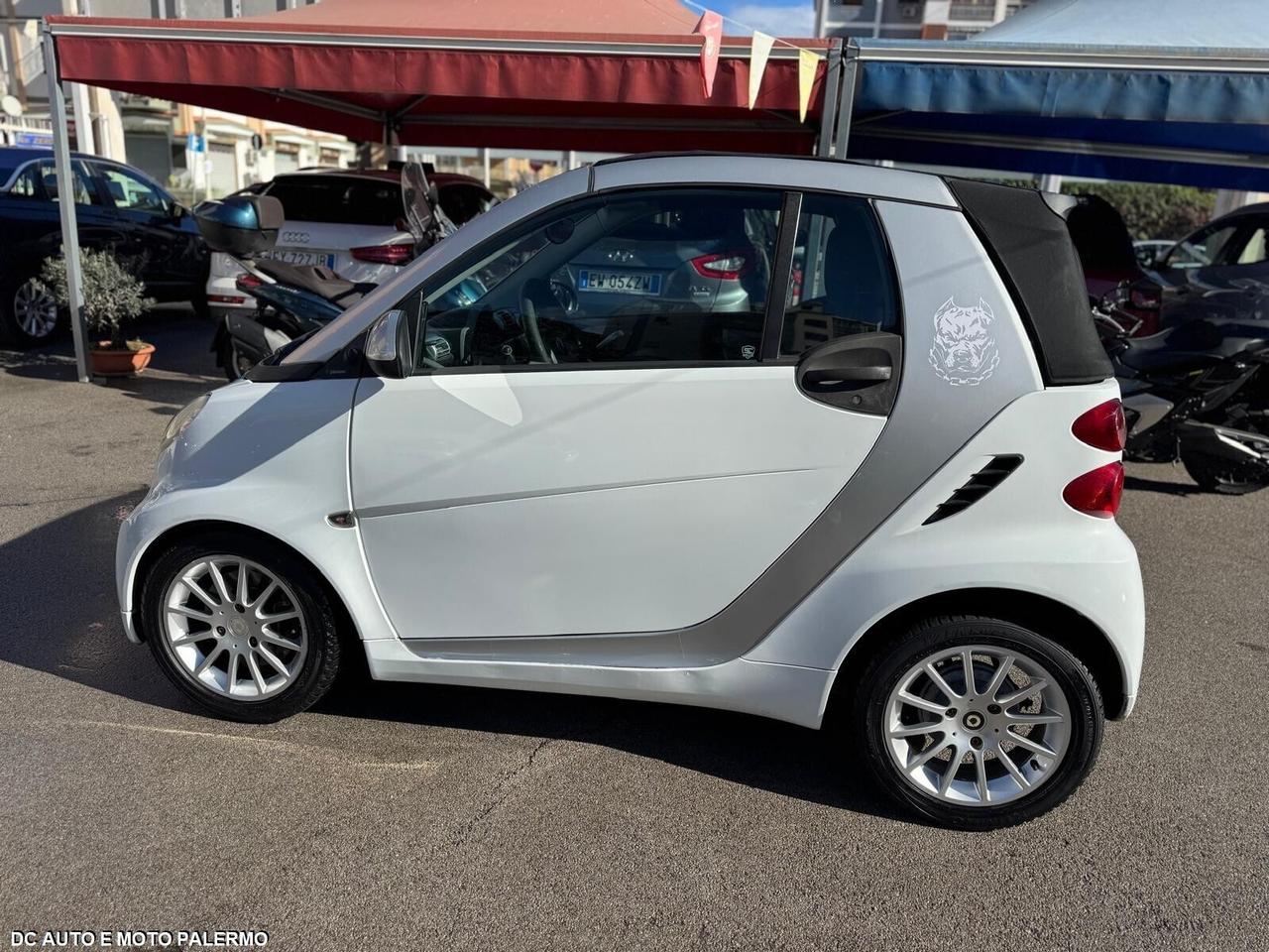Smart ForTwo 1.0 Benzina 71CV Cabrio Affar.e.2009