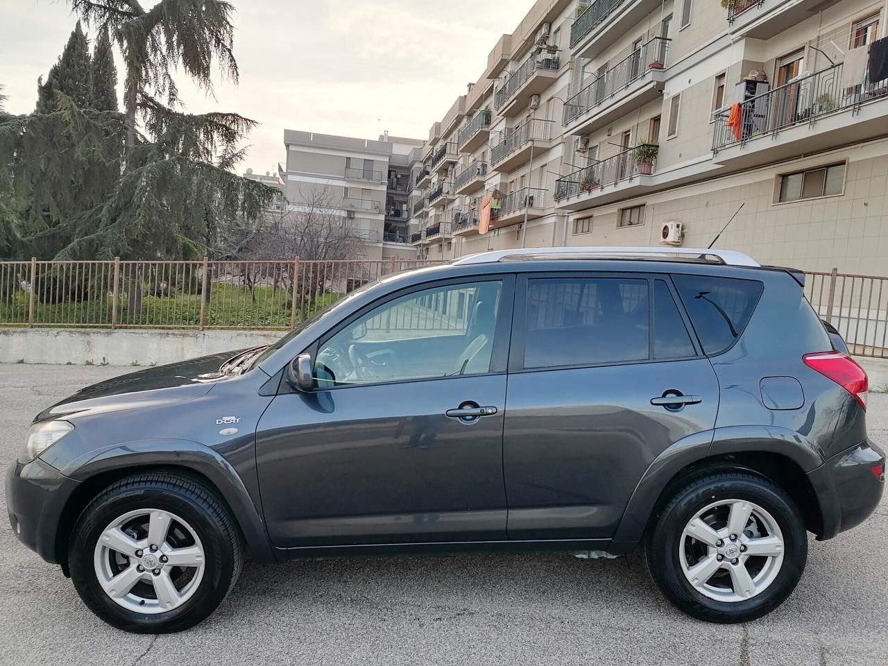 Toyota RAV 4 2.2 diesel 4x4 2009