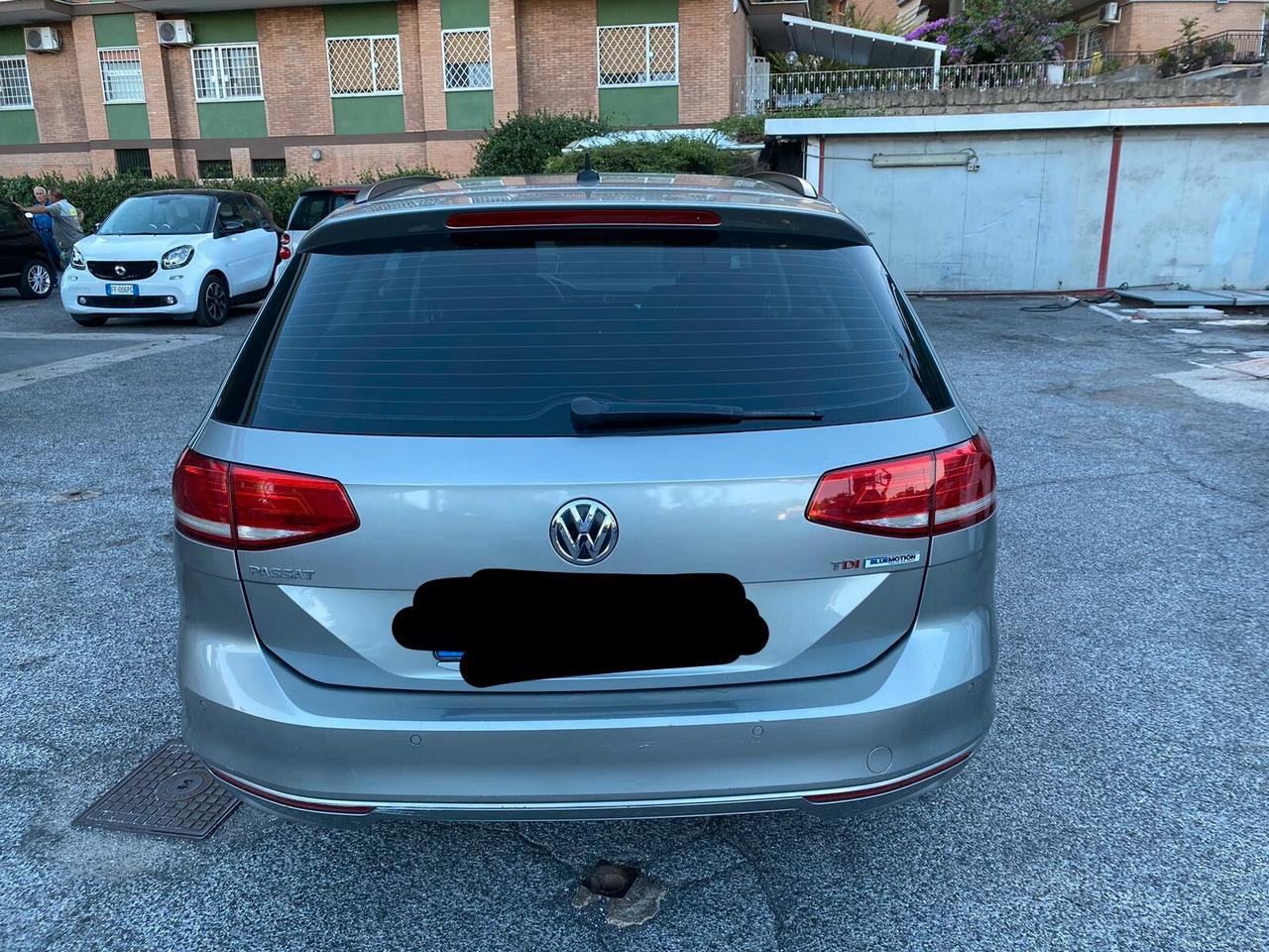 Volkswagen Passat Variant 1.6 TDI SCR DSG Business