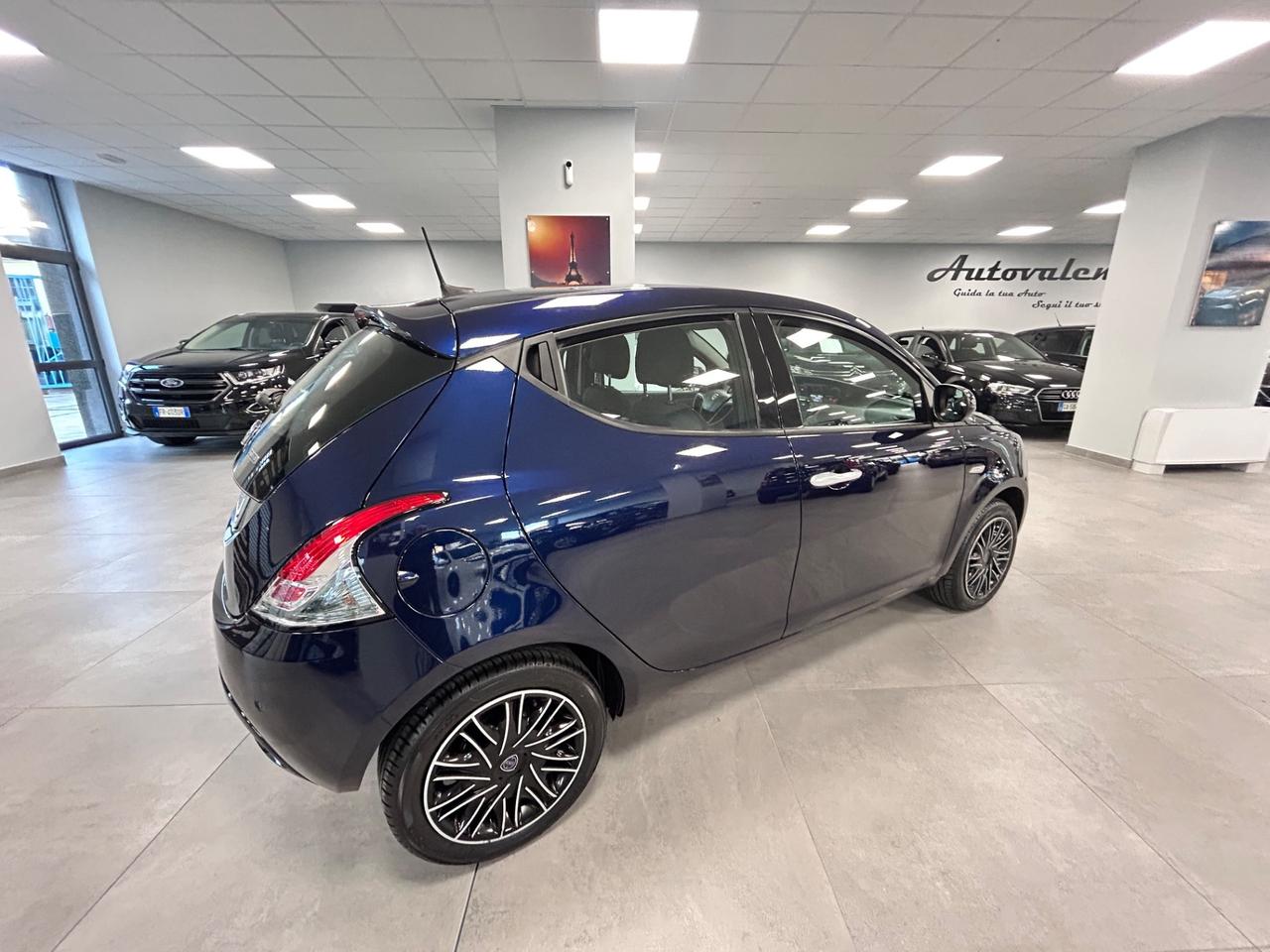 Lancia Ypsilon Gold 1.0 Hybrid 69cv 2022 km 62000