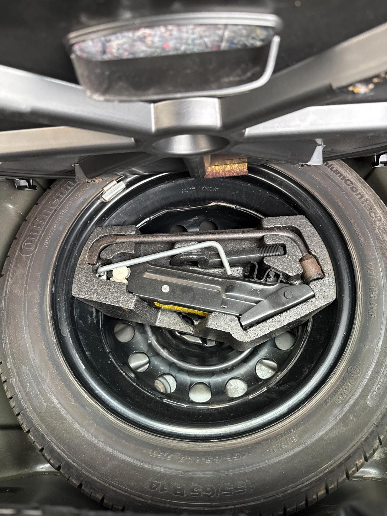 Peugeot 107 1.0 50kW 5P Benz *UNICO PROPRIETARIO*