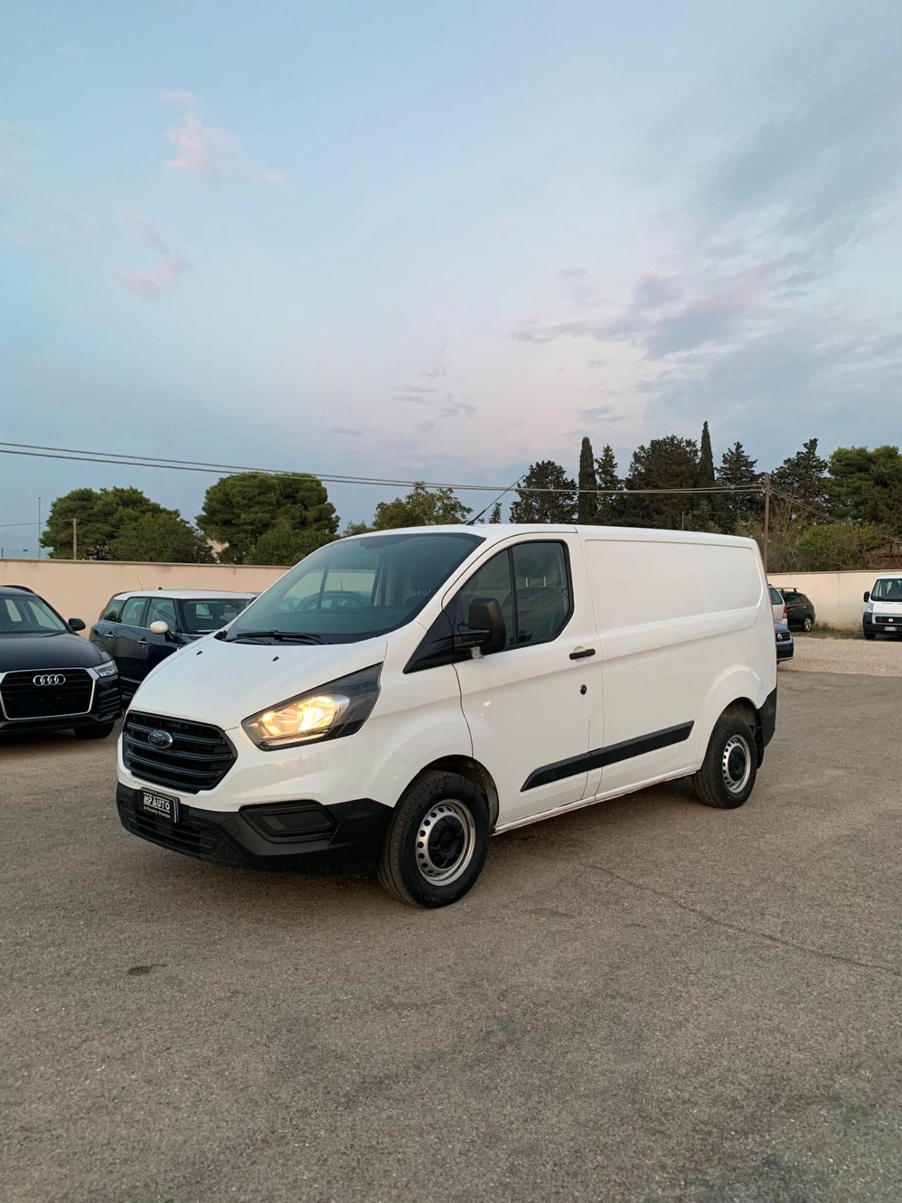 Ford Transit Custom 2.0 TDCi 130 PC Furgone Trend