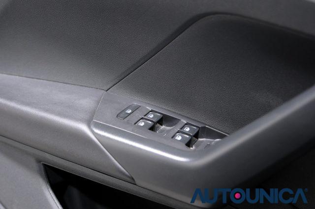 VOLKSWAGEN T-Cross 1.0 TSI 110 CV DSG STYLE NEOPATENTATI