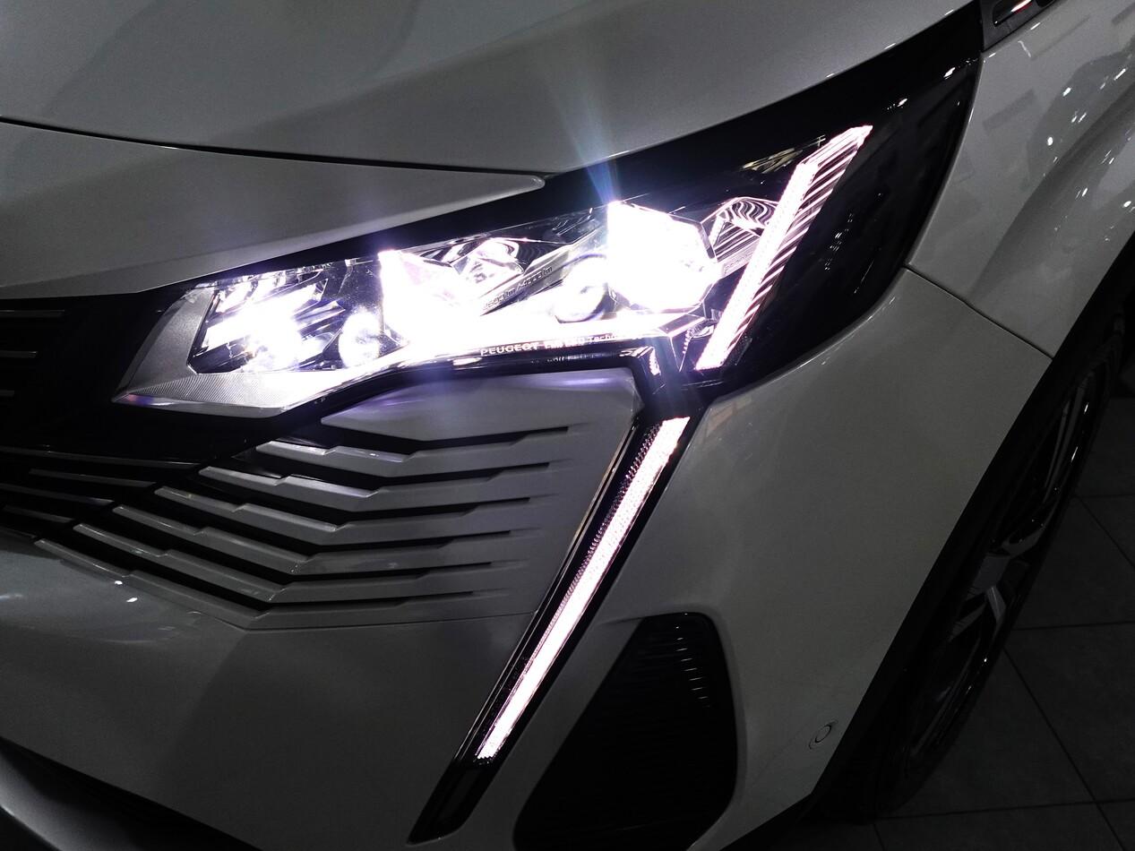 Peugeot 3008 II 1.5 BlueHDI 130 CV EAT8 GT