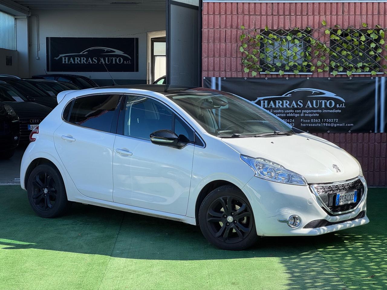 Peugeot 208 1.4 HDi 68 CV 5 porte Allure