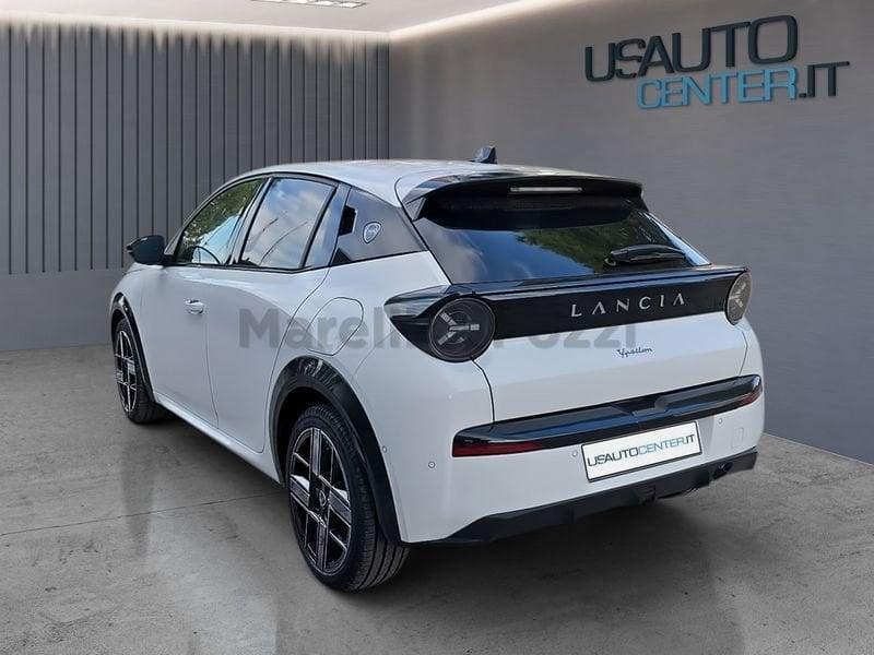 Lancia Ypsilon Ypsilon Hybrid e-DCT LX