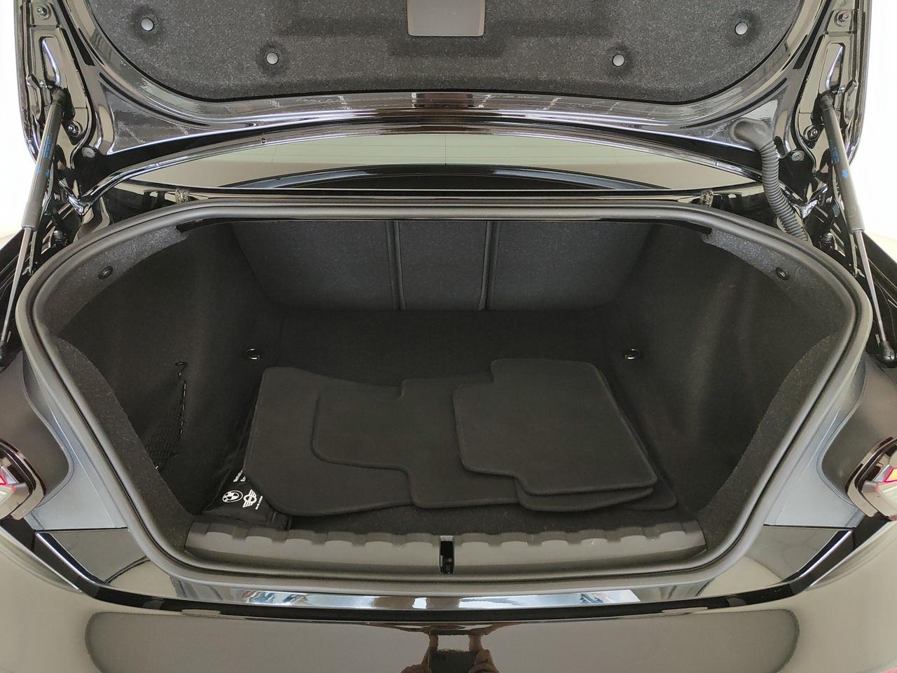 BMW 230i Coupe auto