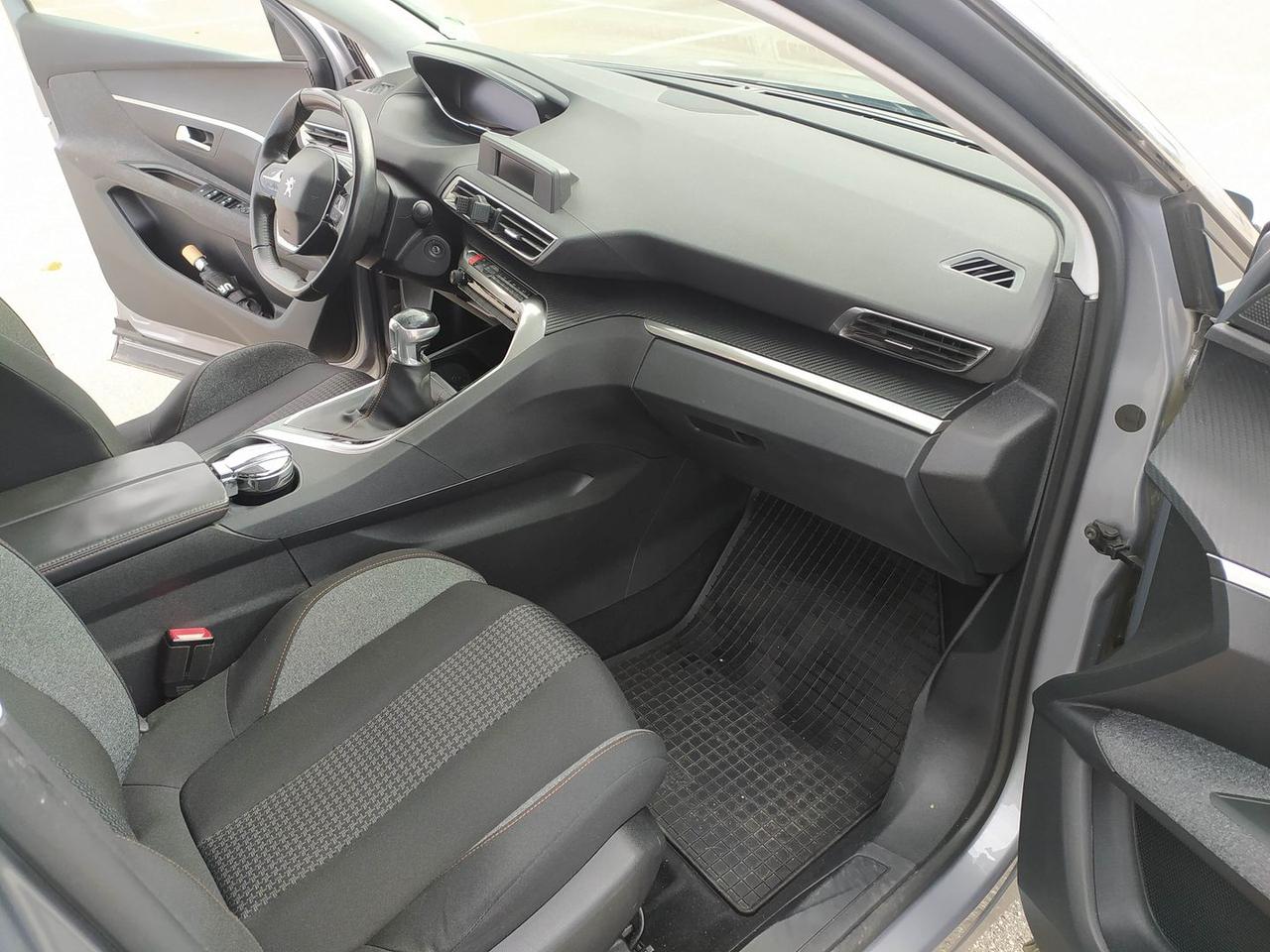 Peugeot 3008 Active 1.5 Blue HDI 130