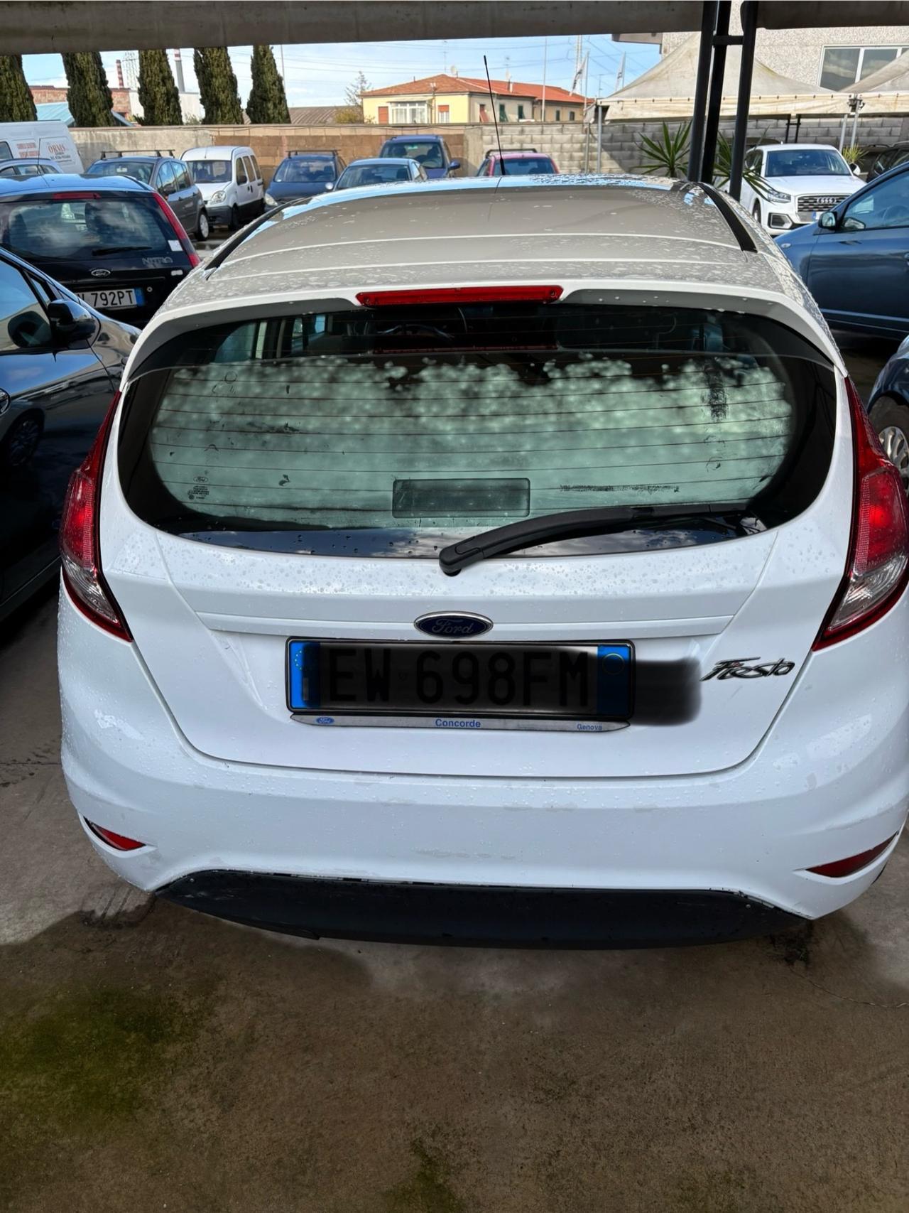 Ford Fiesta 1.0 80CV 5 porte neo patentati