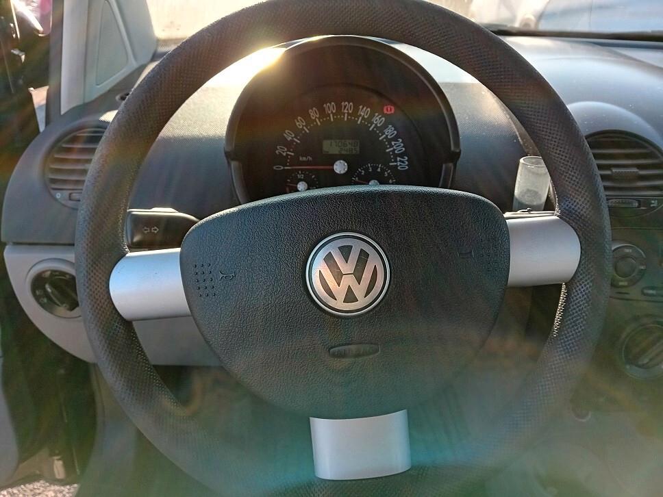 Volkswagen New Beetle 1.6