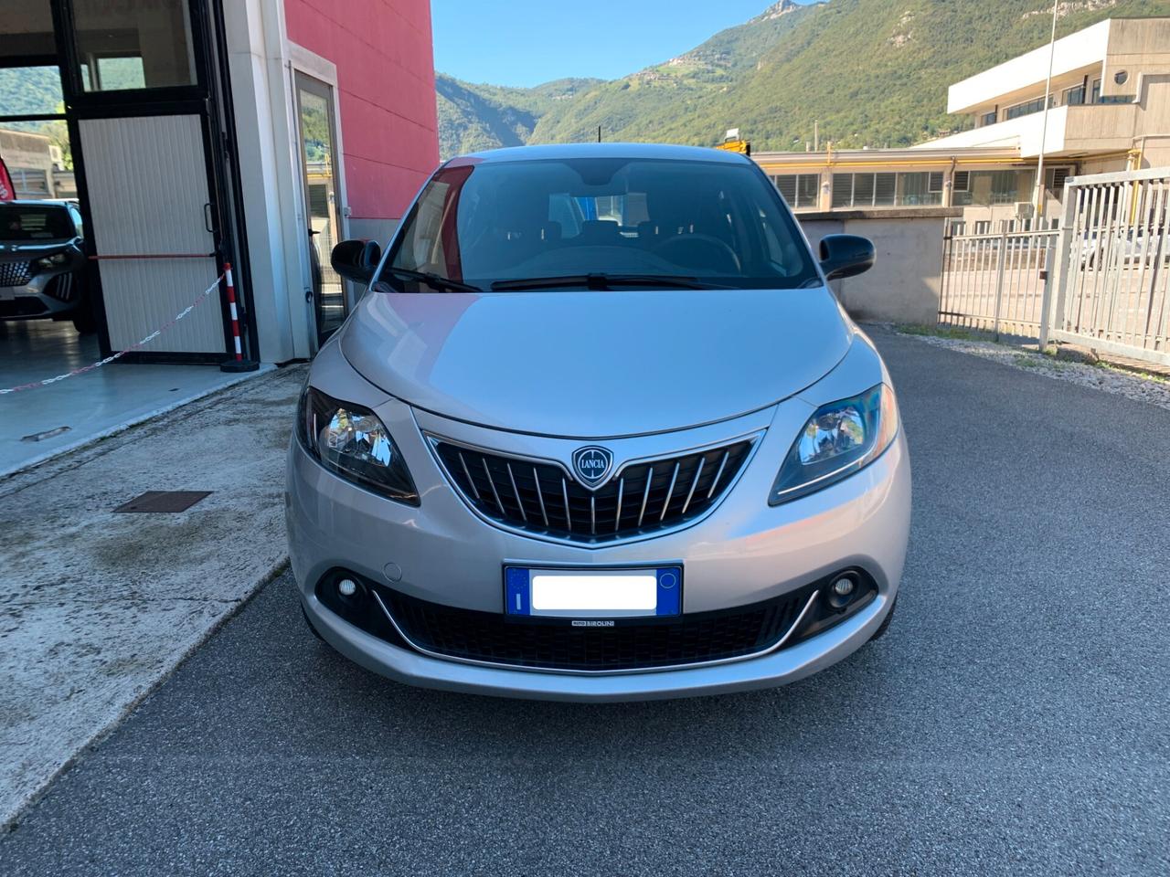 Lancia Ypsilon 1.0 FireFly 5 porte S&S Hybrid Ecochic Gold