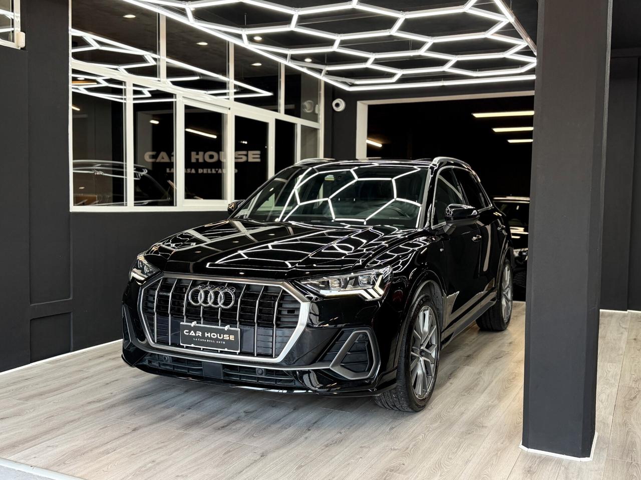 Audi Q3 2.0 40 TDI QUATTRO 190CV S LINE S-Tronic