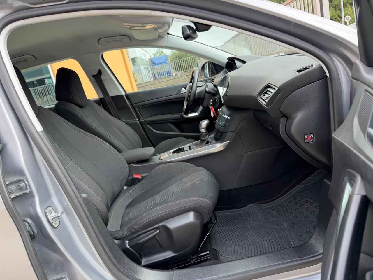 Peugeot 308 BlueHDi 120 S&S EAT6 Active