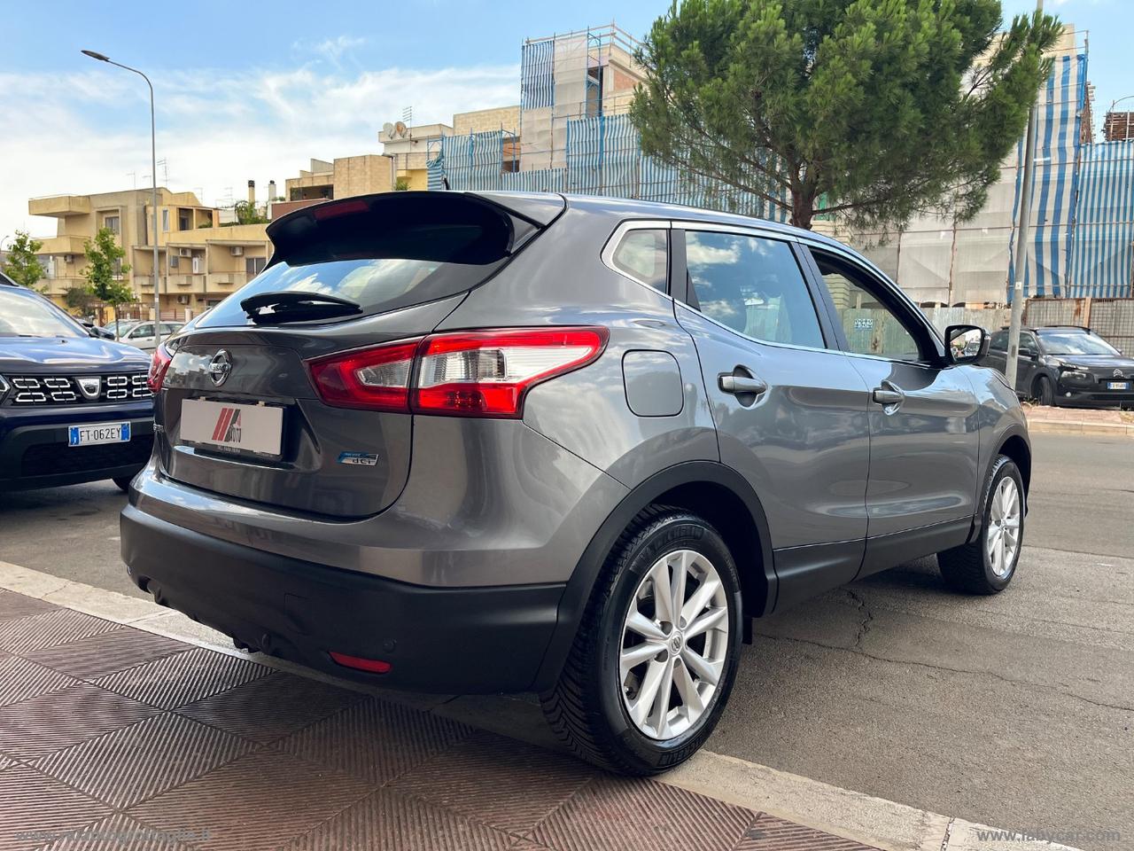 NISSAN Qashqai 1.5 dCi Acenta Premium GANCIO TRAINO