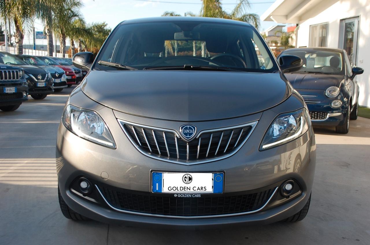 Lancia Ypsilon 1.0 firefly 70CV hybrid Gold Plus S&S Uff Italy USB