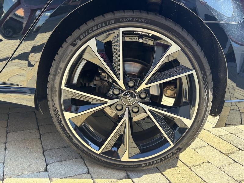 Audi A3 Sportback 35 2.0 tdi 150 s-line cv s-tronic FULL LED-19"