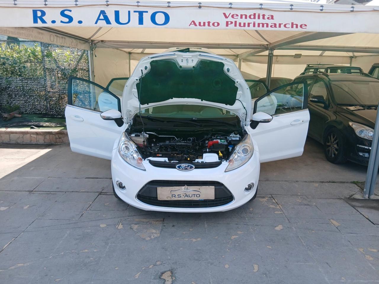 Ford Fiesta 1.2 benzina solo km71000 full 5p 09