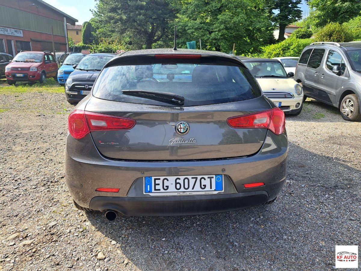ALFA ROMEO - Giulietta - 1.6 JTDm-2 105 CV Distinctive