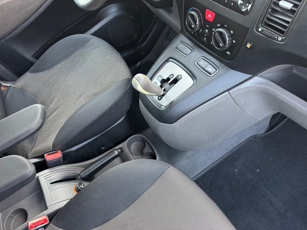 Fiat Idea 1.4 16V Emotion automatica