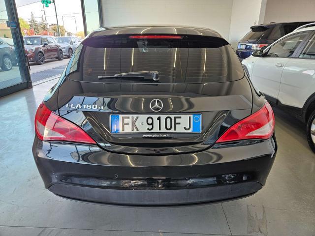 Mercedes-Benz CLA 180 CLA Shooting Brake - X117 Shooting Brake d Premium auto FL
