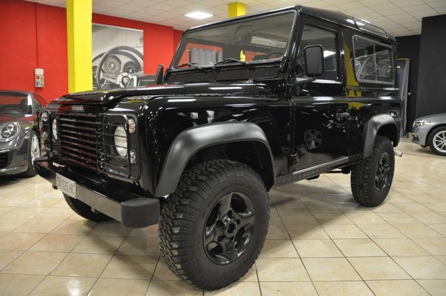 LAND ROVER Defender 90 2.5 300TDI AUTOVETTURA 6 POSTI/PELLE