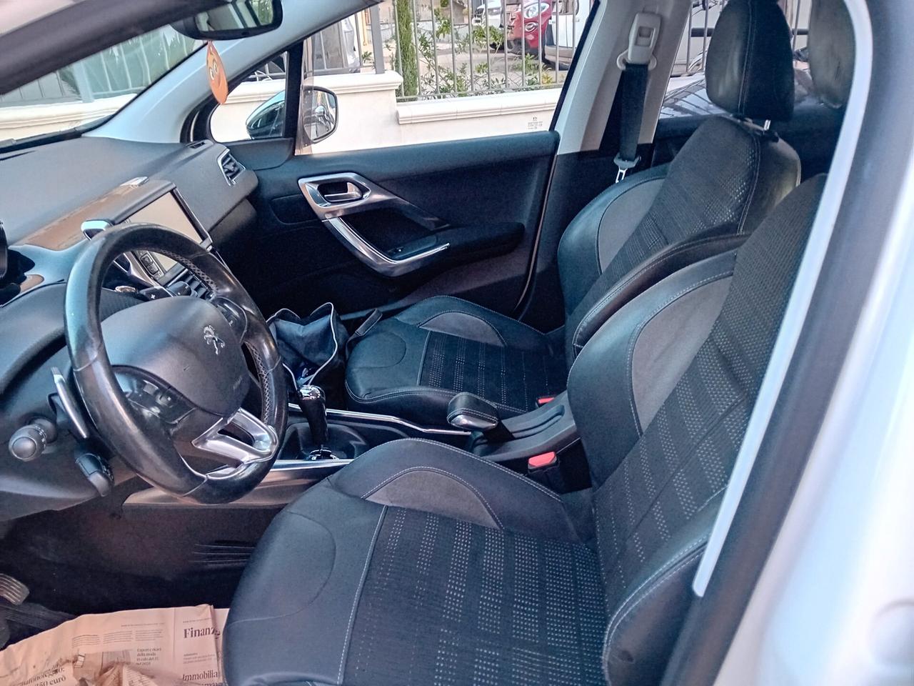 Peugeot 2008 1.6 e-HDi 92 CV Stop&Start Allure