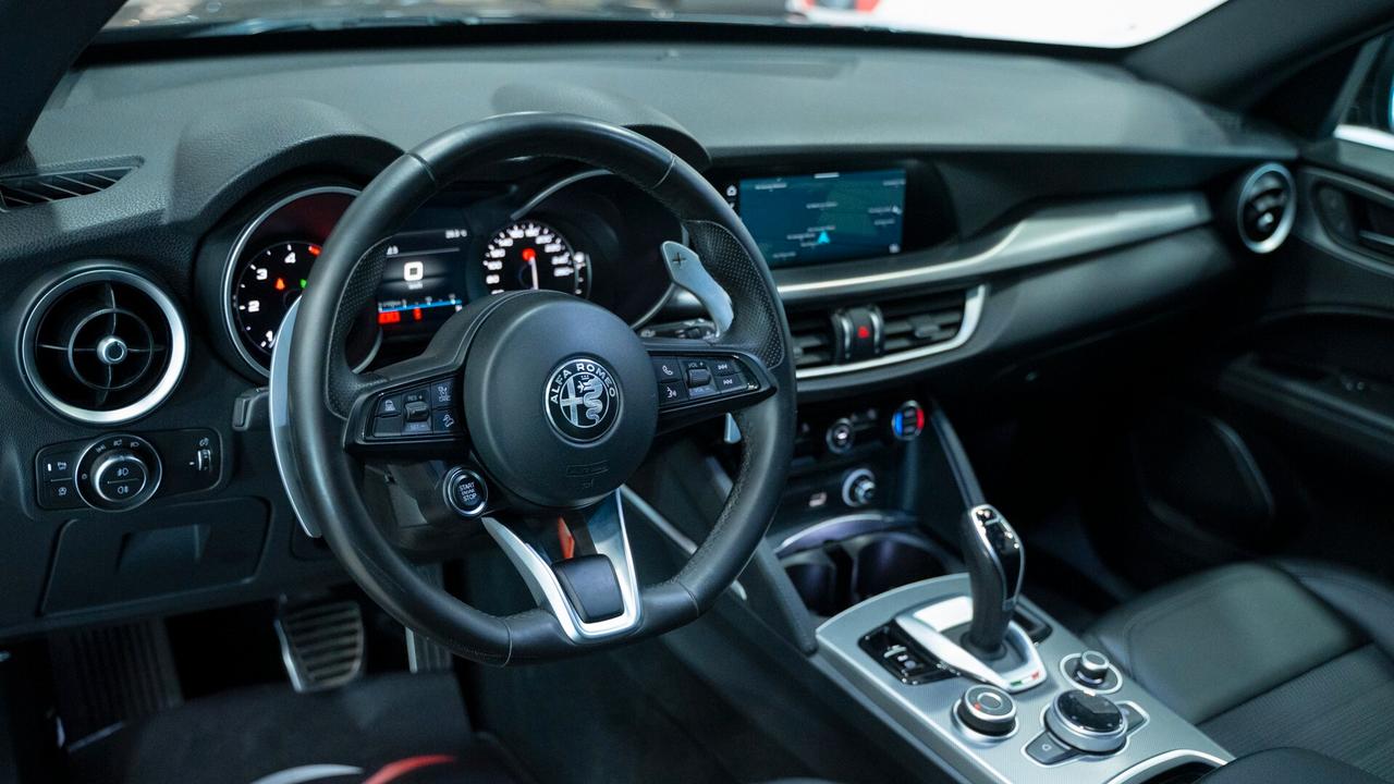 Alfa Romeo Stelvio 2.2 t SPRINT Q4 190 CV AT8 19" XENO NAVI PELLE FULL OPTIONAL