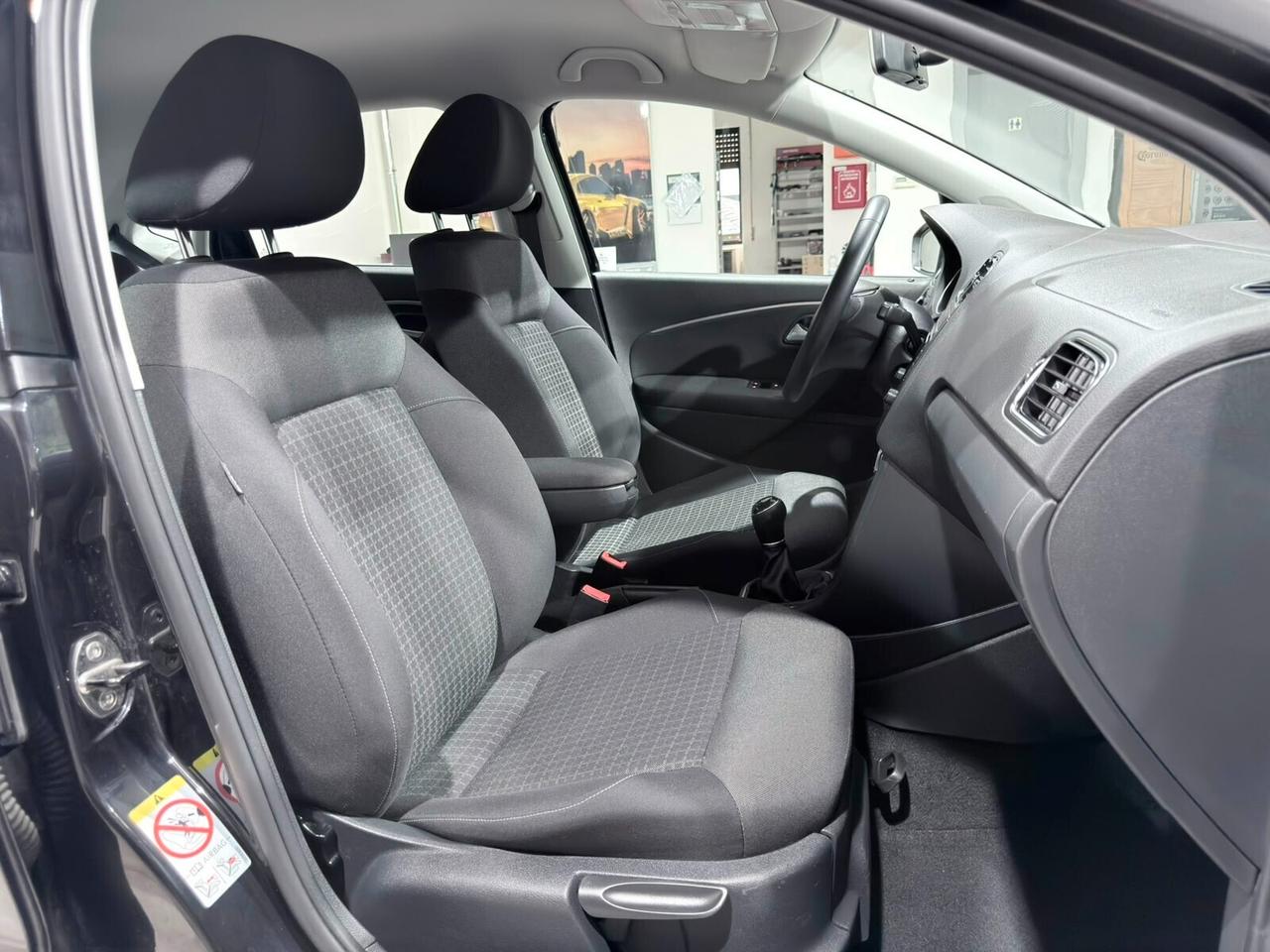 VW POLO 1.0mpi 75cv 79.000km 1HANDE NEOPATENTATI