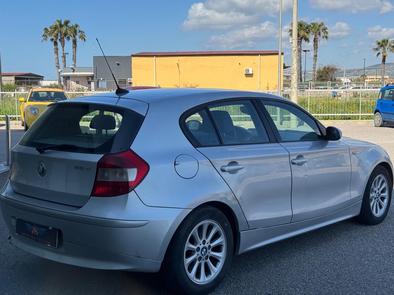 Bmw 118 118d cat 5 porte Eletta