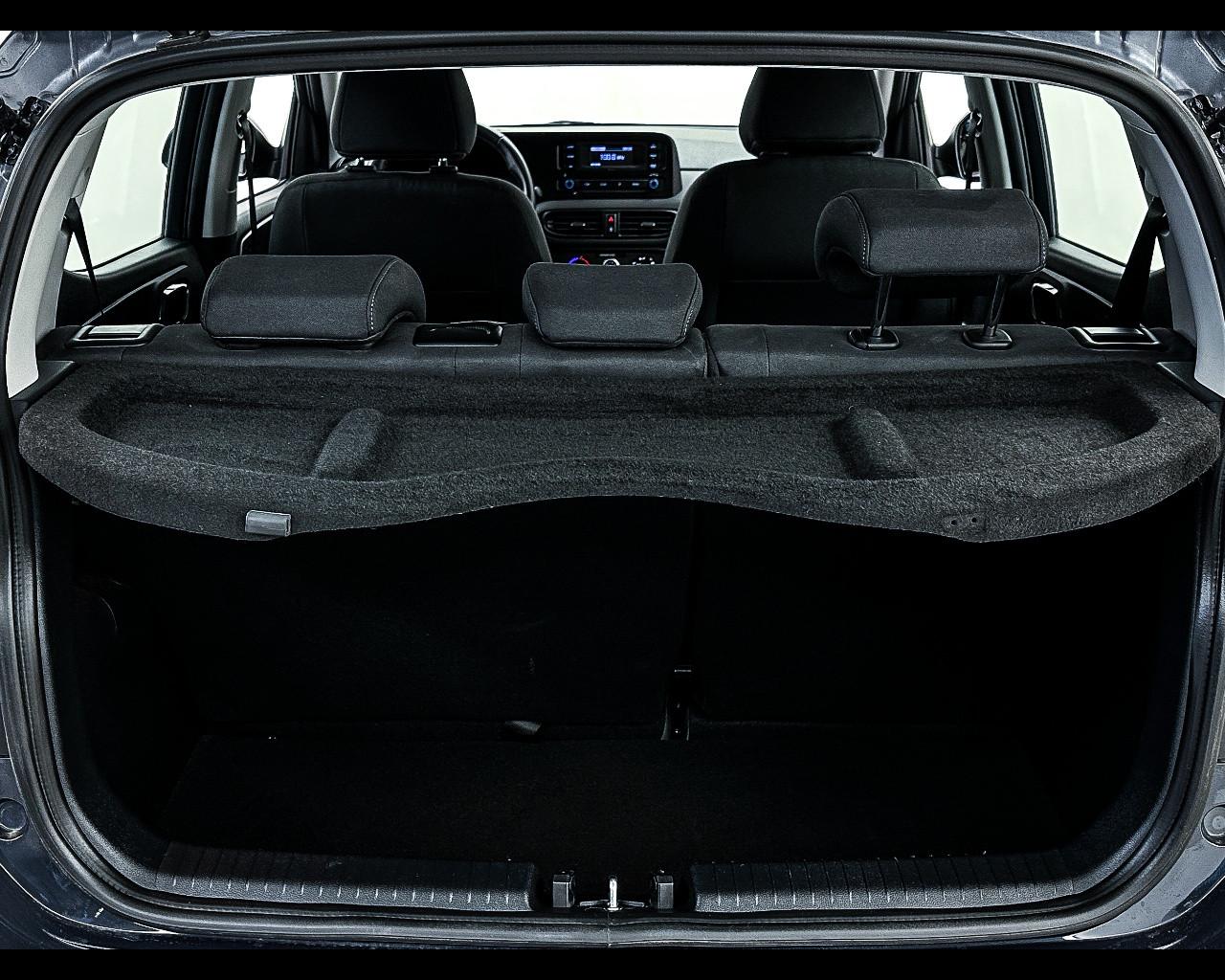 HYUNDAI i10 1.0 MPI Tech