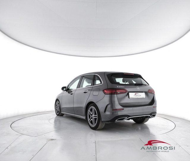 MERCEDES-BENZ B 200 200 d Automatic Premium AMG Line