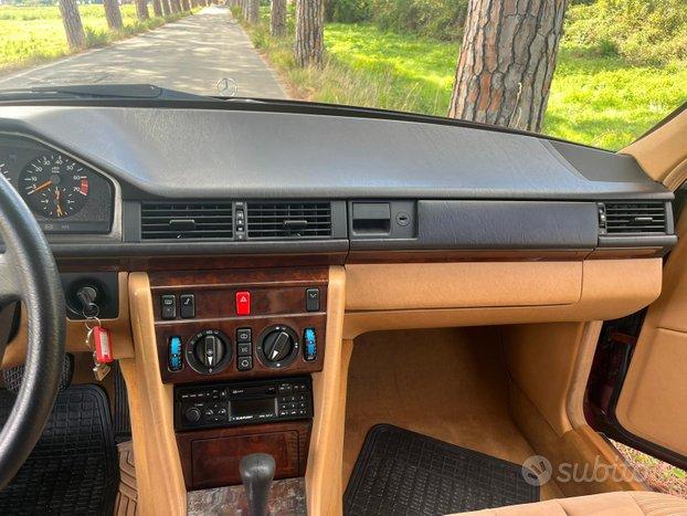 Mercedes 260 E Limousine Lang