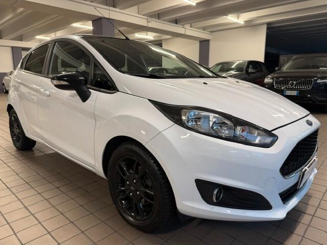Ford Fiesta 1.5 TDCi 75CV 5 porte Black & White Edition