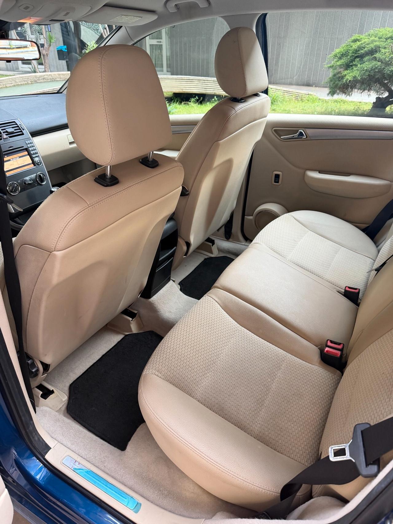 Mercedes-benz A 180 CDI Premium