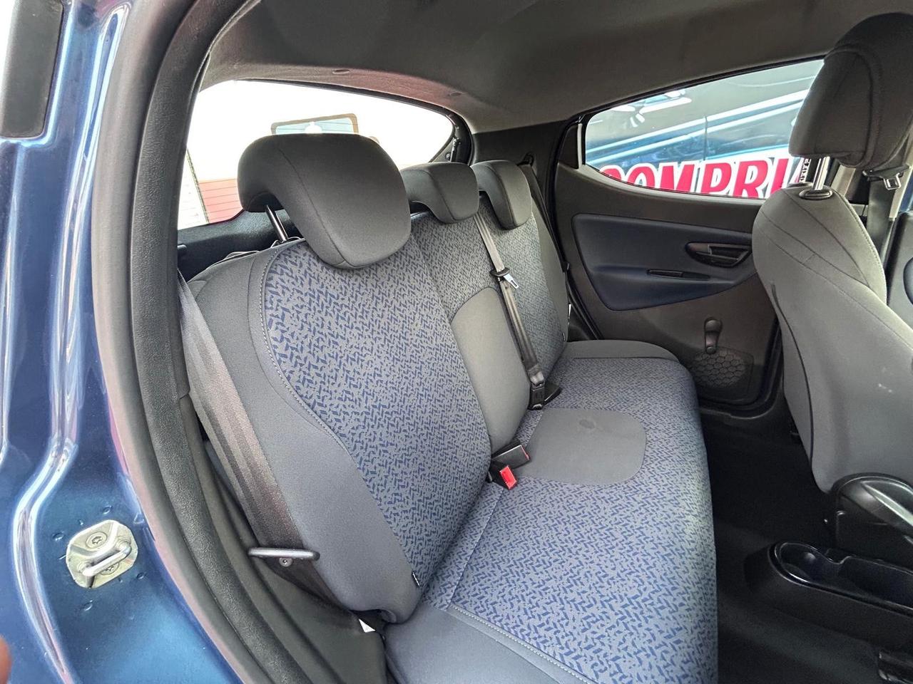 Lancia Ypsilon 1.0 FireFly 5 porte S&S Hybrid Gold