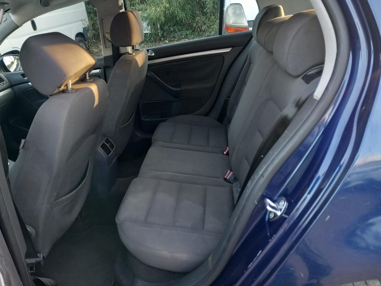 Volkswagen Golf 2.0 16V TDI 5p. Sportline