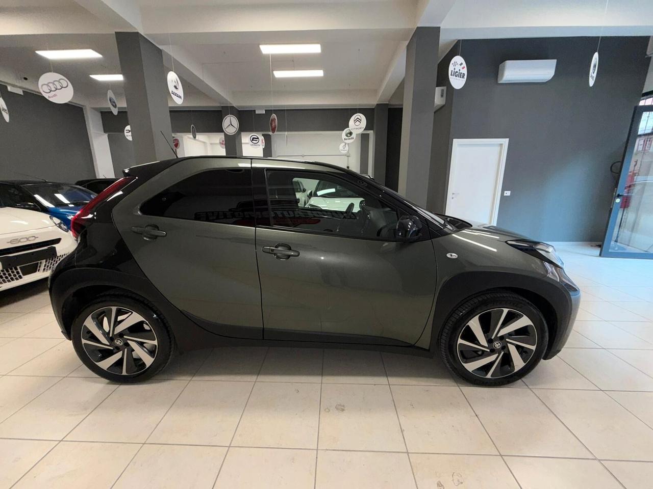 Toyota Aygo X 1.0 VVT-i 72 CV 5 porte Lounge A PARTIRE DA 155 EURO