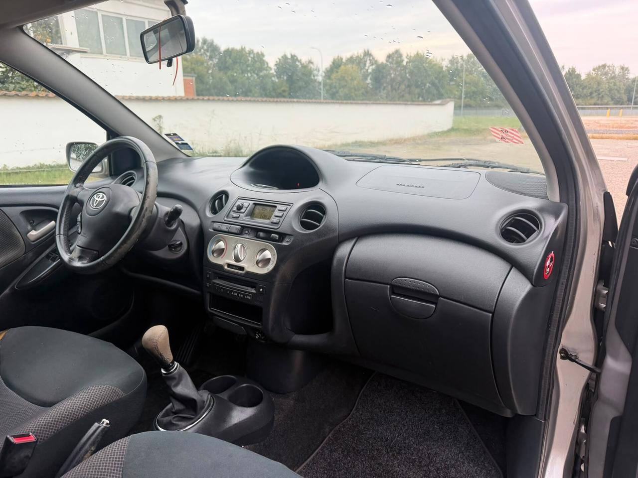 Toyota Yaris 1.0i 16V cat 3 porte