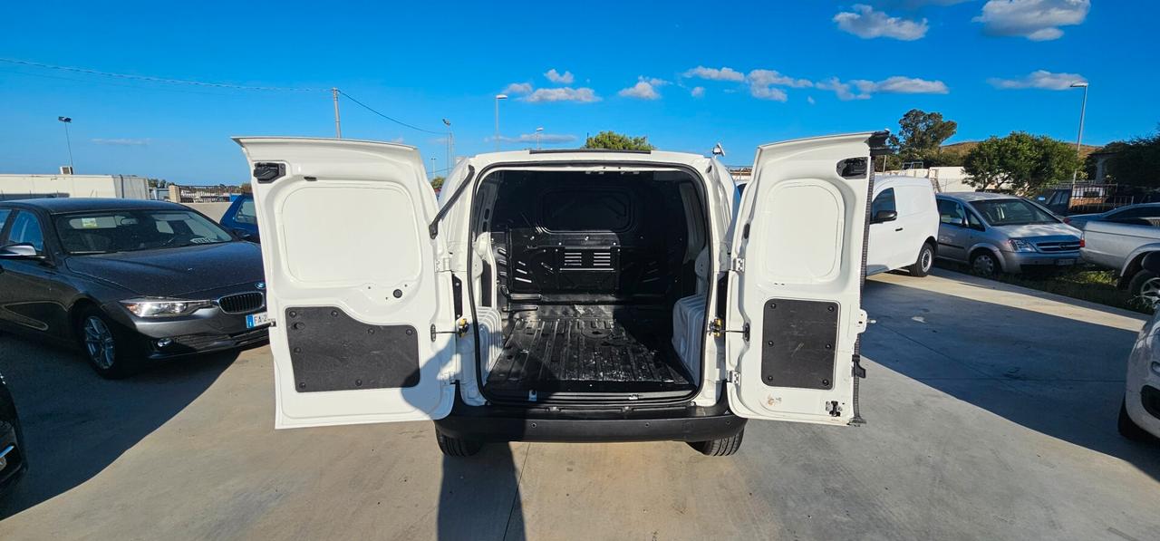 Fiat Fiorino 1.3 MJT 95CV Cargo SX