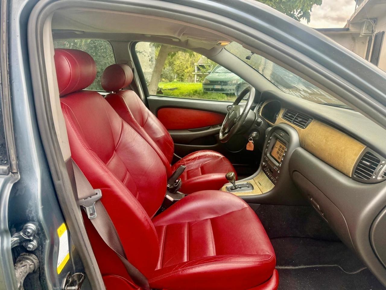 Jaguar X-Type 2.5 V6 24V cat Executive