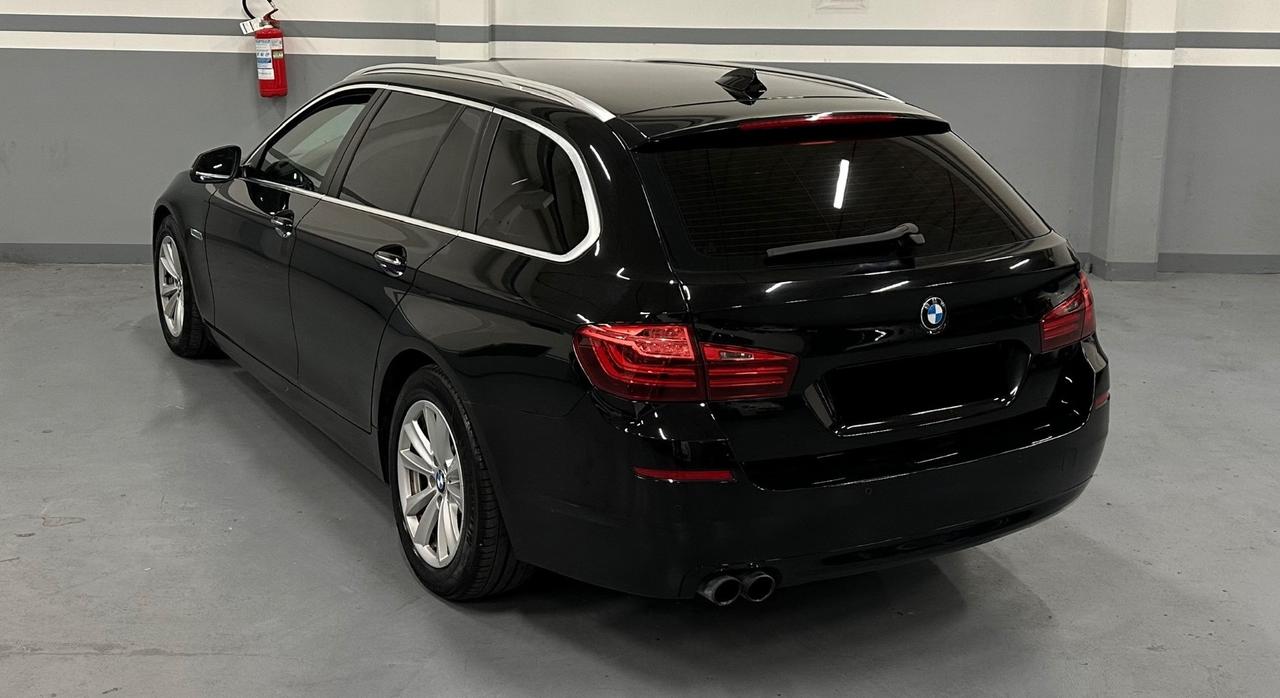 BMW SERIE 5 520D