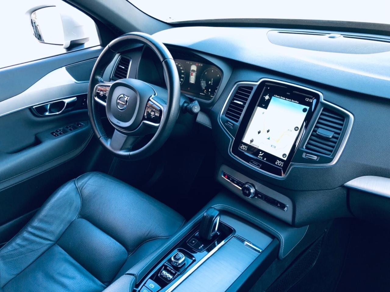 Volvo XC90 B5 (d) hybrid AWD7 posti Momentum telec