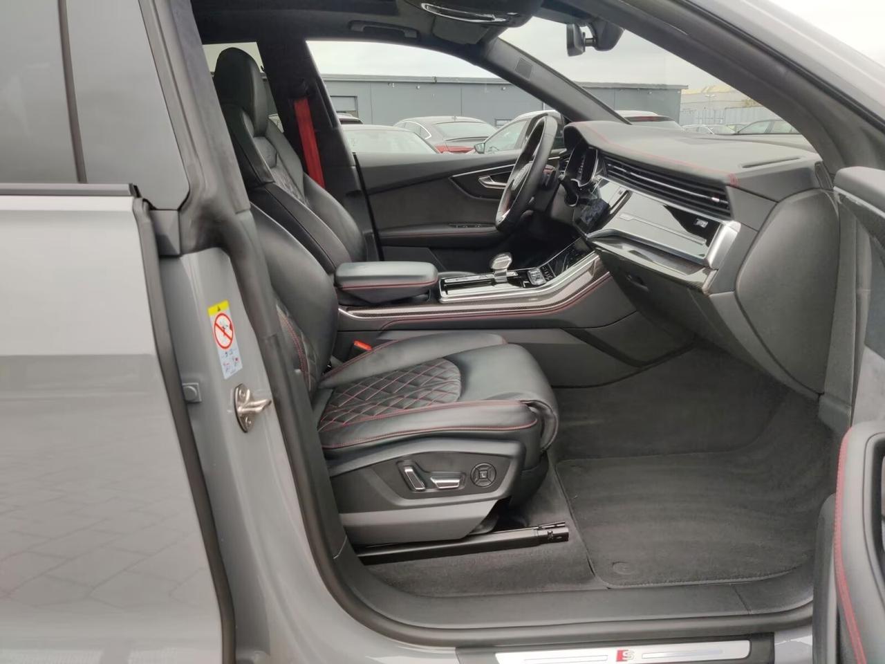 Audi Q8 50 TDI 286 CV quattro tiptronic Sport