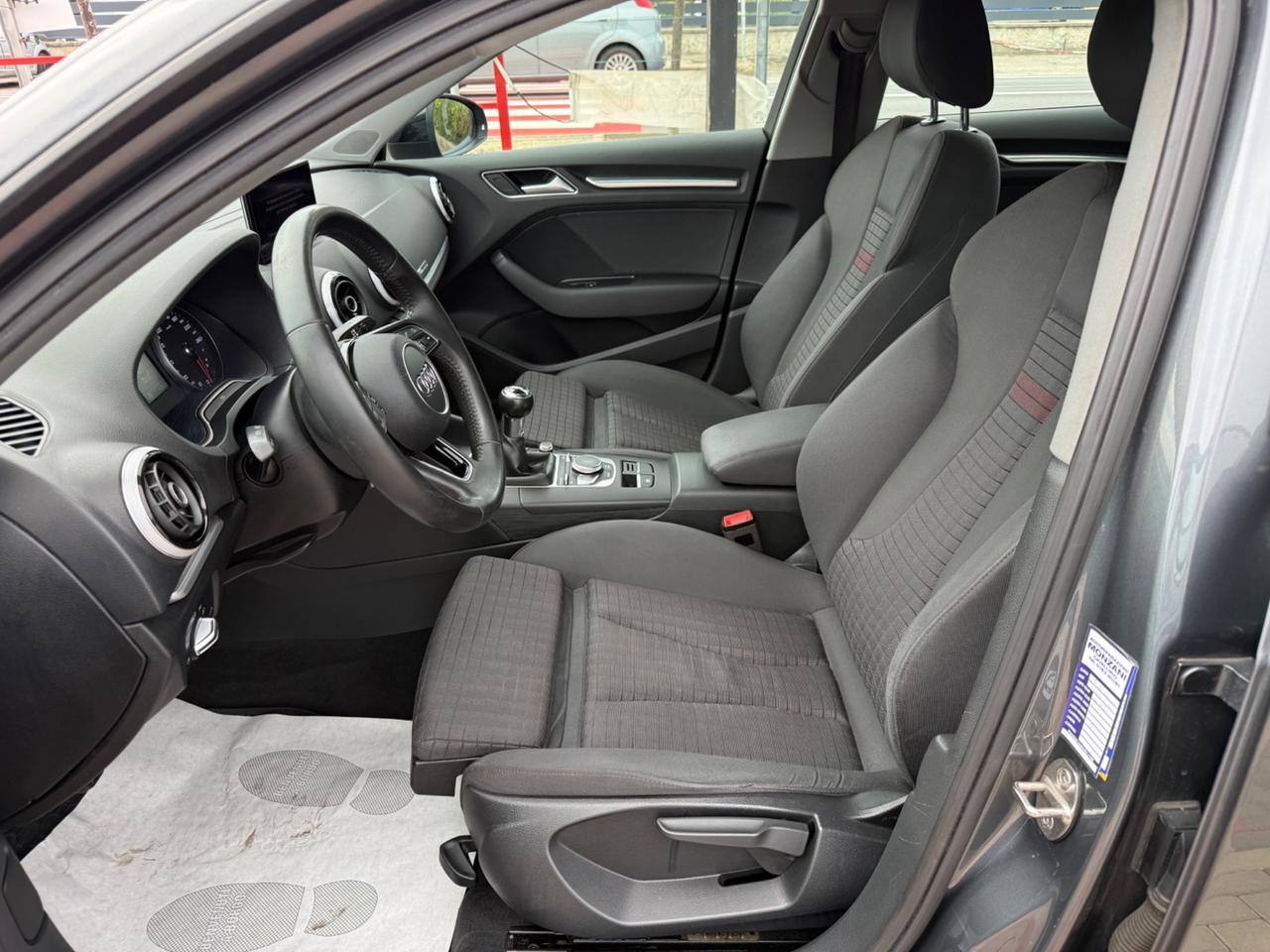 Audi A3 SPB 1.6 TDI S-LINE 5 PORTE NEOPATENTATI